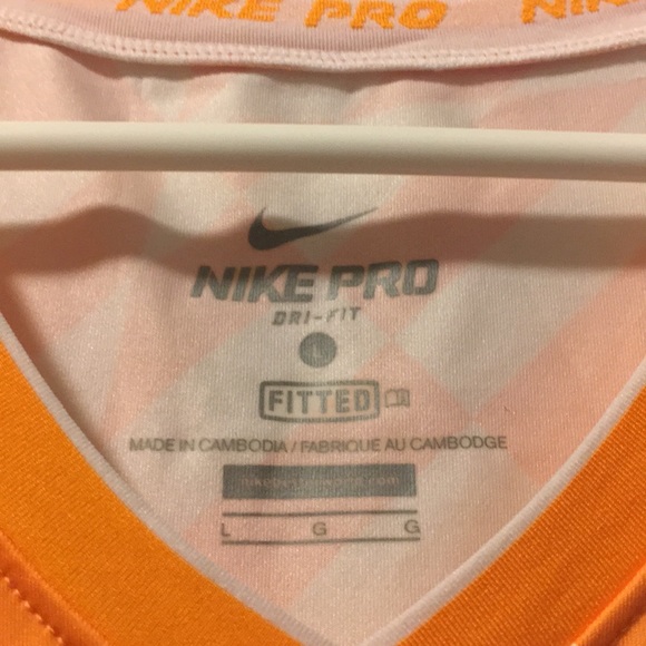 Nike Pro Dri-fit workout tank NWOT - Picture 4 of 4